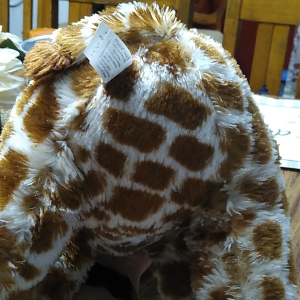 🦒Stuffed Giraffe 🦒 - Picture 5 of 7